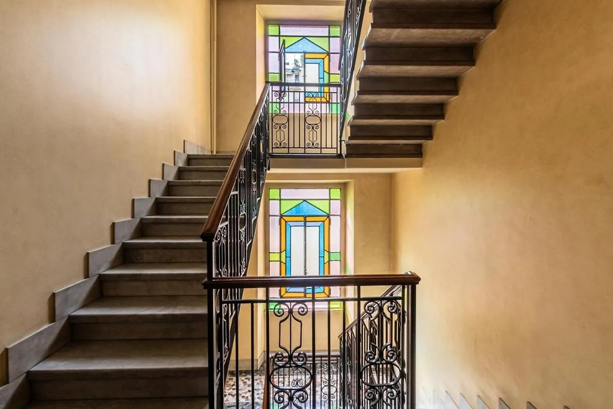 Apartment Homeby, Dimora Soperga Milan