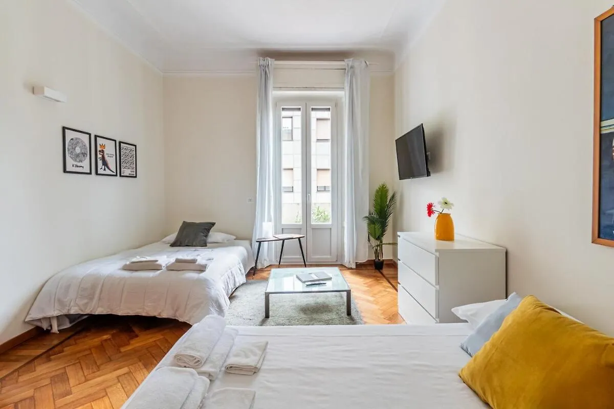 Homeby, Dimora Soperga Milan 0*,  Italy