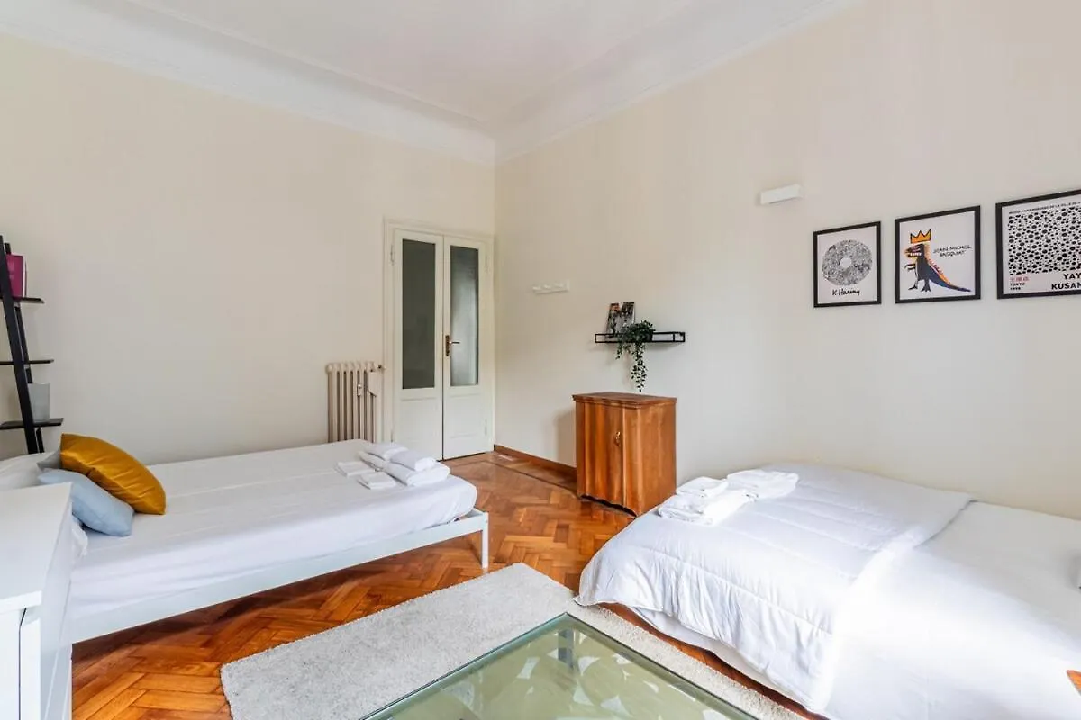 Apartment Homeby, Dimora Soperga Milan Italy